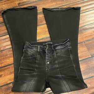 flying money size 24